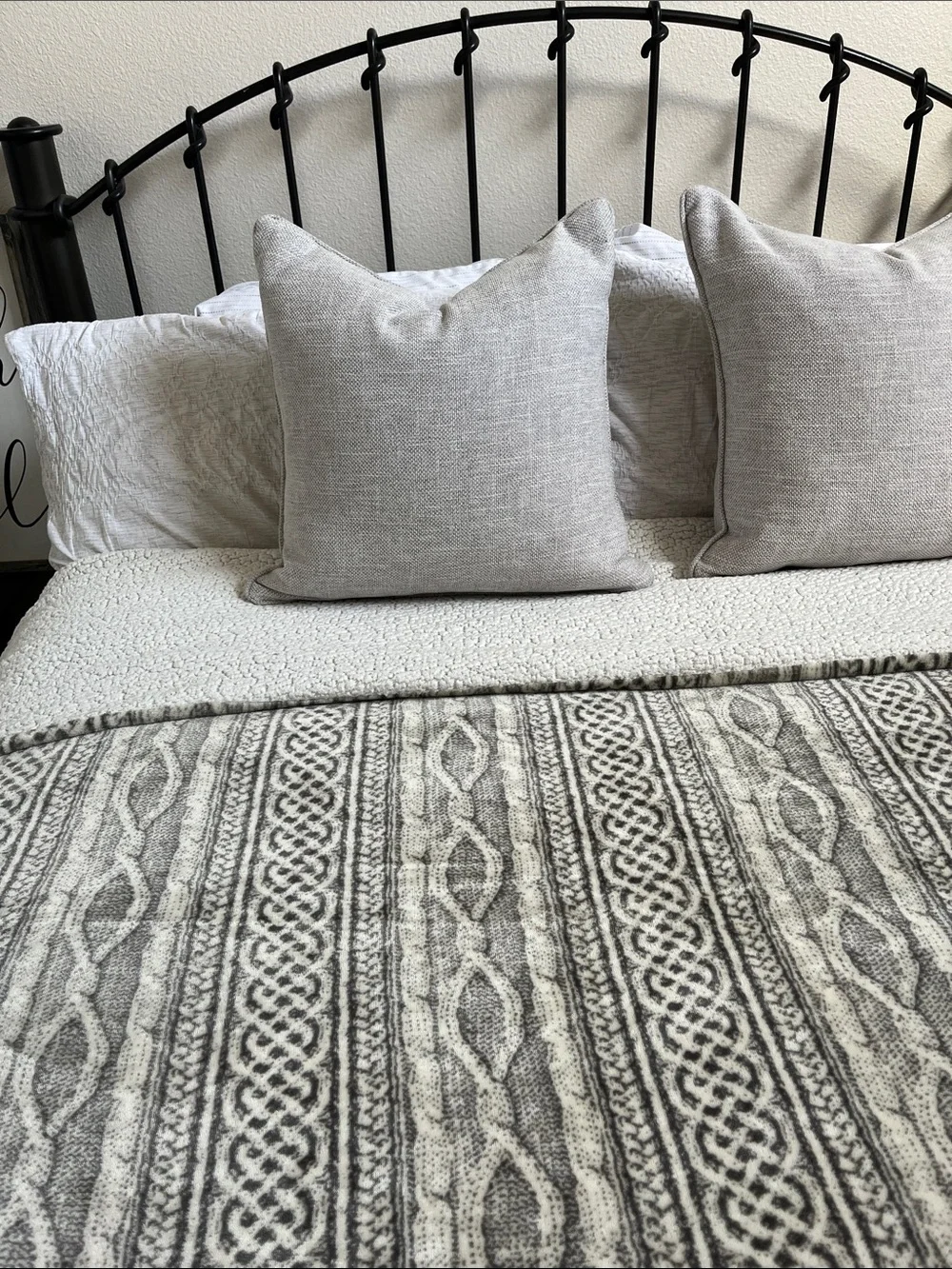 King Size Neutral Gray Patterned Blanket or Comforter